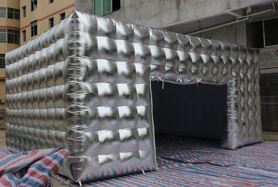 China Grande barraca inflável personalizada da tira, barraca inflável exterior do partido fornecedor