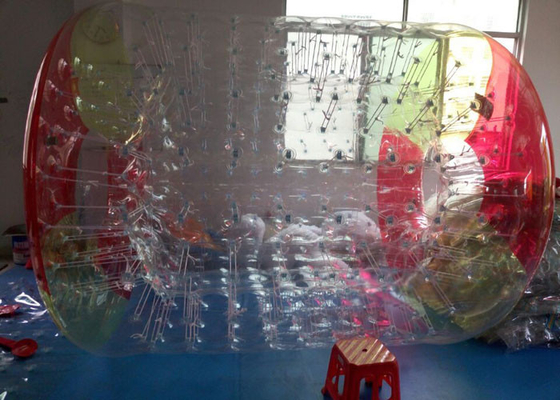 China Rolo inflável da água da piscina gigante das crianças, bola de rolamento inflável fornecedor