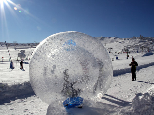 China Bola inflável transparente de Zorb para a neve/bola inflável gigante da água de Zorbing fornecedor