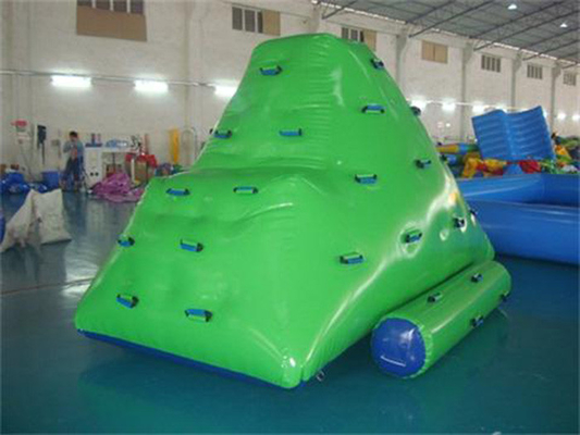 China Iceberg inflável comercial que escala o CE inflável do jogo da água fornecedor