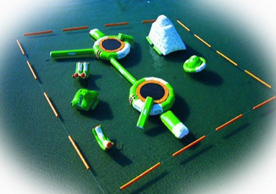 China 3 dos jogos infláveis do parque da água do PVC da garantia anos de parque de flutuação inflável da água fornecedor