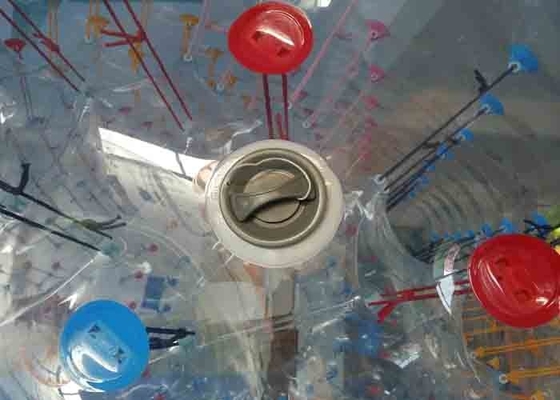 Bola de rolamento inflável do parque temático exterior da água com pontos coloridos fornecedor
